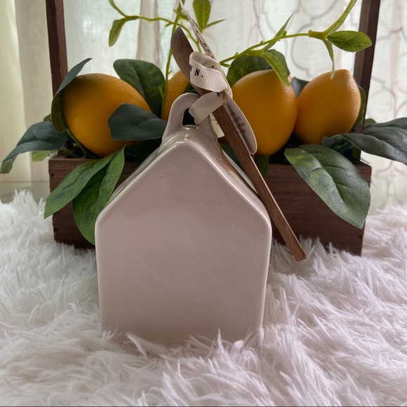Rae Dunn Salt Birdhouse holder - Picture 3 of 5